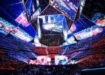 What are the reasons behind the rise of esports communities?