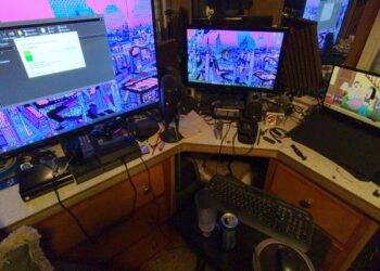 Why do people prefer playing Games on Big Screen?